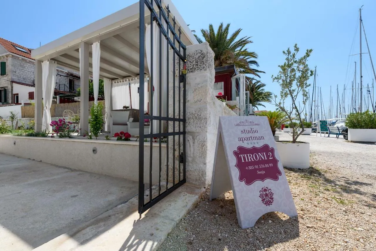 Studio Tironi 2 -Sonja Apartment Trogir 0*,