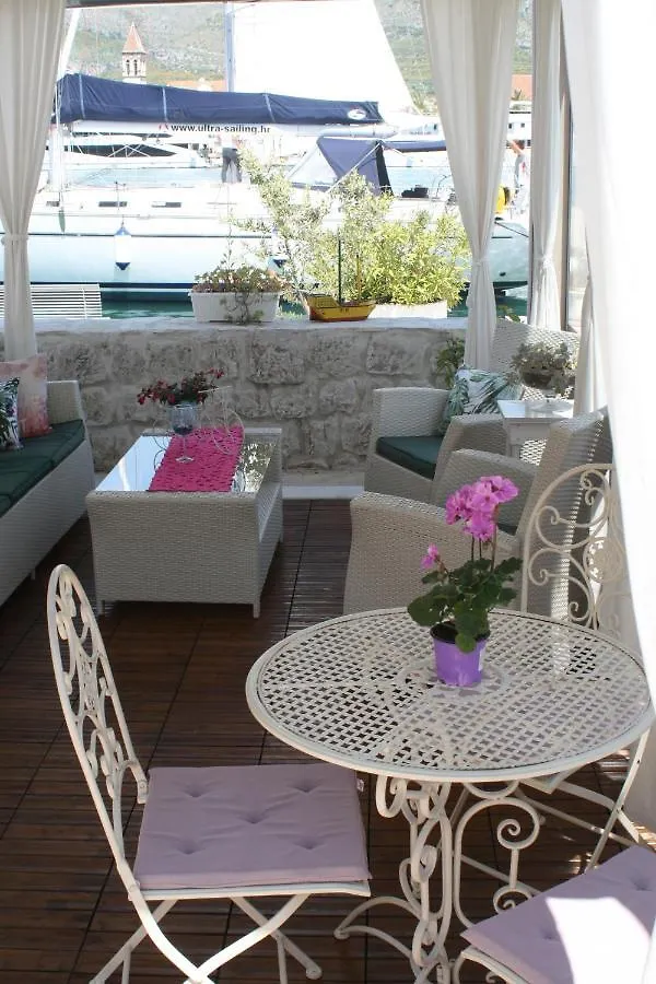 Studio Tironi 2 -Sonja Apartment Trogir