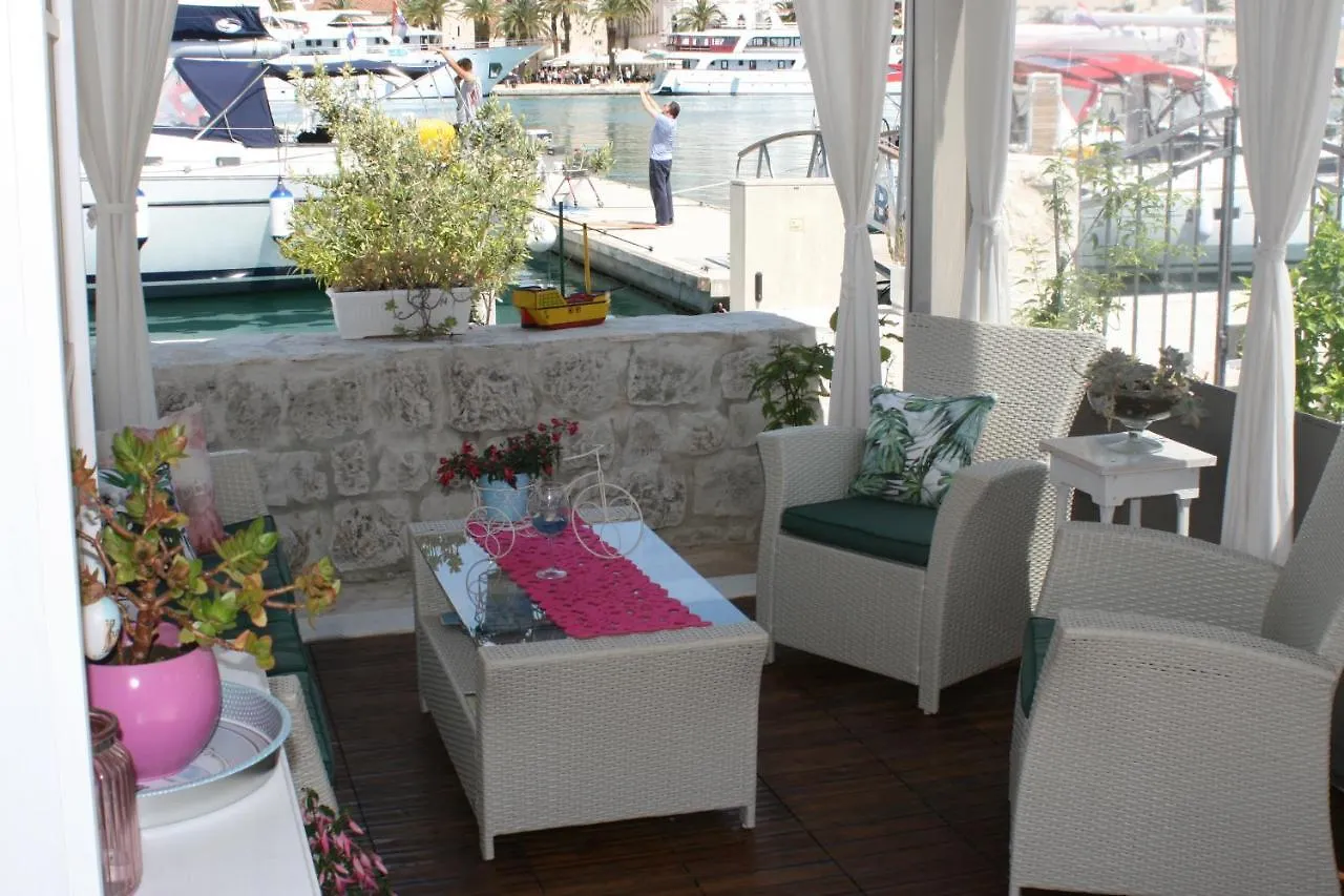 Studio Tironi 2 -Sonja Apartment Trogir